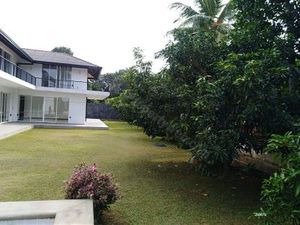 SALE OF HOUSE AND LAND CLOSE TO COLOMBO SRI LANKA