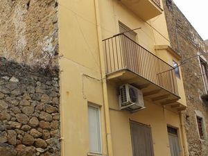 Townhouse in Sicily - Casa Carubia Salita Convento