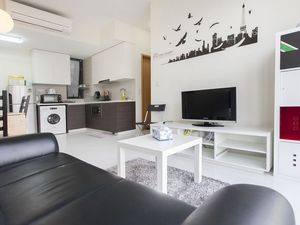 Apartment in Singapore, 2 bedrooms, 2 bathrooms, sleeps 6