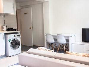 Apartment in Singapore, 1 bedroom, 1 bathroom, sleeps 5