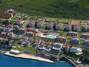 Duplex with sea view in golf resort, Istria