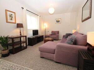Convenient one bed flat in King's Cross Road