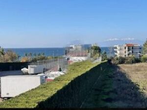 Land parcel with sea view for sale