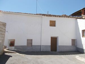 Town house for modernisation. FCN20