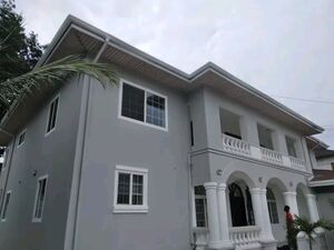5BEDROOM HOUSE@ CANTONMENT
