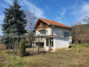  Lovely renovated house near Burgas with 1465m2 Yard (DA)