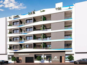 New apartment close to beach from builder in Torrevieja