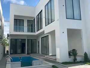 4BEDROOM HOUSE@ EAST LEGON