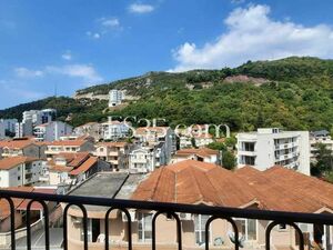 One bedroom apartment in a new building in Becici