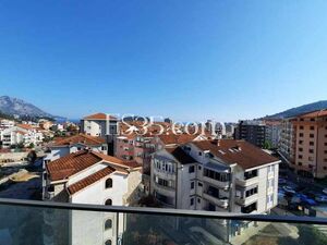 Spacious three-bedroom apartment in a new building in Budva
