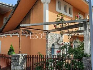 House, mini-hotel, operating business in the city of Budva