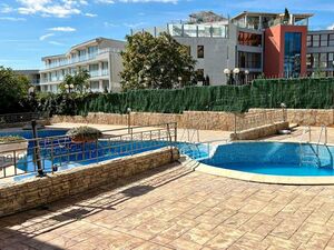 50 m. to the Beach! Townhouse with 2-beds, 2-baths and Pool 