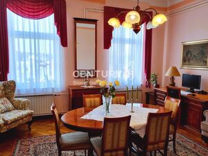 Gorgeous old town bourgeois apartment in Celje
