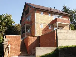 Multi-apartment house in the center of Banja Vrdnik