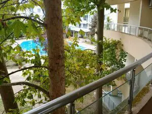 2-BED, 2-BATH Apartment with Pool View in Yassen Sunny Beach
