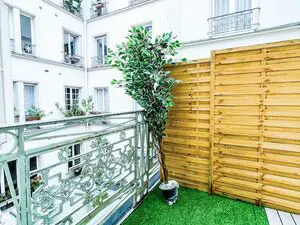 Luxurious 75m2 Terrace Apartment in Trendy Paris area