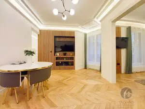 Luxury 4-Room Elegant Apartment 3 Minutes to Arc de Triomphe