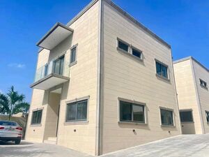 3Bedroom townhouse@ Airport city/+233243321202