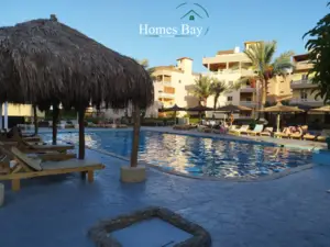 Come to Paradise: 2 bedrooms with pool & sea view!