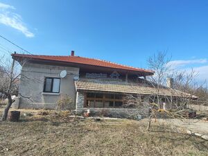  Bulgarioan house with new roof 7km from Balchik and the SEA