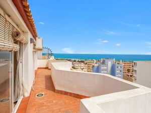Property in Spain. Penthause with sea views in Torrevieja