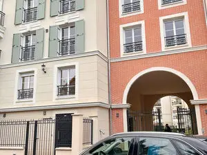 2 Bedrooms & 96m² private Garden Near Paris Olympic