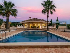 Lake house, Costa Blanca 