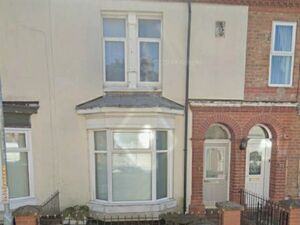 2 bedroom house for sale