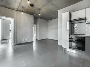 Unfurnished 2 Bed Room Flat To Rent 