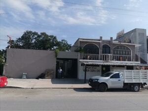 Comercial Local in Tulum 3356 sqf. Tulum