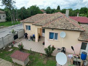 FULLY FURNISHED, READY TO LIVE IN 1-STOREY 3BDR HOUSE