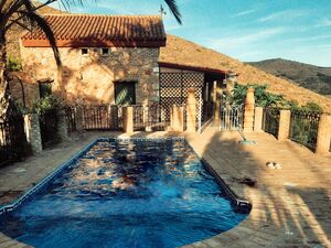 COTTAGE WITH TROPICAL FRUIT TREES AND IMPRESSIVE VIEWS