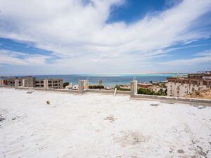  Appartment2bedroom&hall87m on pool and the sea 