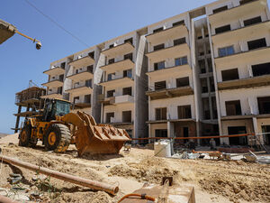  Appartment113m2bedroom on the sea and pool