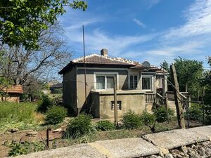 One-Story House with Large Garden for Sale | Near Durankulak