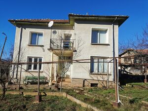 2 properties for sale near Lovech with 3000 sqm of land