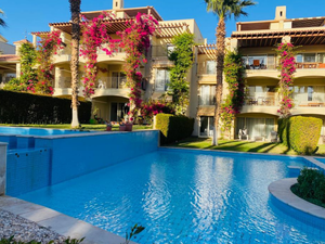  Apartment two bedrooms 135 Sqm + roof 77 Sqm, sahl hasheesh