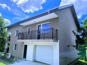 Renovated & half-furnished house with big yard and nice view