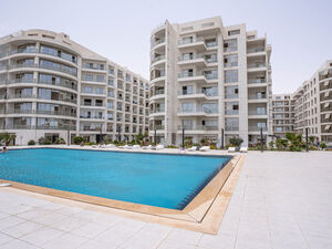  Experience Seaside Luxury One Bedroom 84m² Apartment