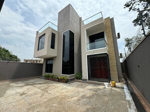 Modern 4 Bedroom House In Kiwatule Uganda 