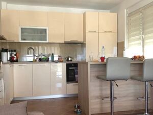 I am selling an apartment in Sutomor, 49 m2, fully equipped
