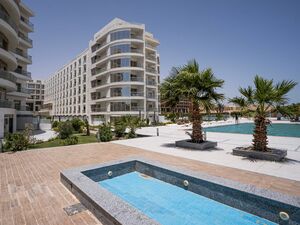 Side Sea View 1 BDR Apartment With Beach Access In Hurghada 