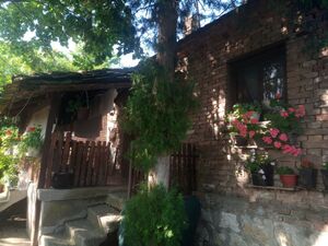 I am selling a family estate in Mala Mostanica-Belgrade