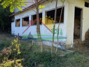 GREAT OPPORTUNITY: REGULATED Plot 9298m2, several buildings,