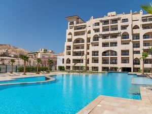  Apartment 2BD 117m Pool & Garden View