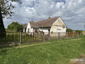 Tired of UK headlines and rising costs? Come to Hungary!