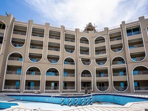 Stylish 1BR With Sea & Pool View in Prime Location