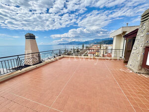 Iv1309 Penthouse with Panoramic Terrace in Bordighera 