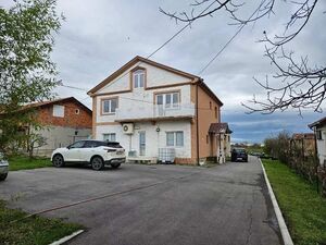 House in Rajkovac with auxiliary facilities