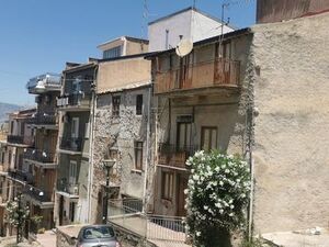 Panoramic Townhouse in Sicily - Casa Ferraro Alessandria